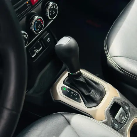 JEEP Renegade 1.8 16V 4P FLEX SPORT AUTOM�TICO, Foto 10