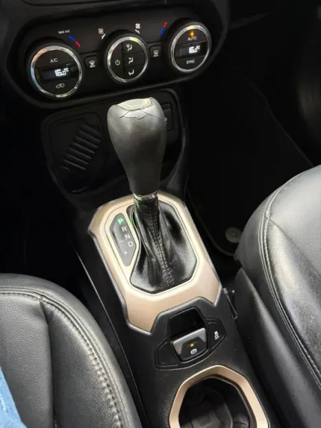 JEEP Renegade 1.8 16V 4P FLEX LONGITUDE AUTOM�TICO, Foto 10