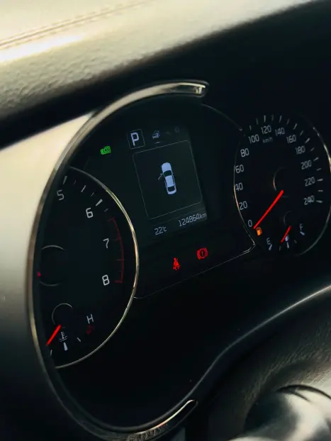 KIA Cerato Sedan 1.6 16V 4P E.273, Foto 10 KIA Cerato Sedan 1.6 16V 4P E.273, Foto 10