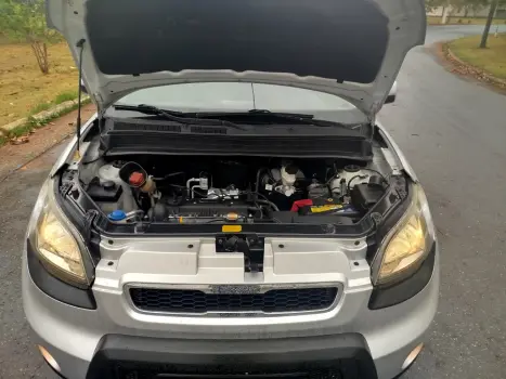 KIA Soul 1.6 16V 4P EX FLEX, Foto 2 KIA Soul 1.6 16V 4P EX FLEX, Foto 2