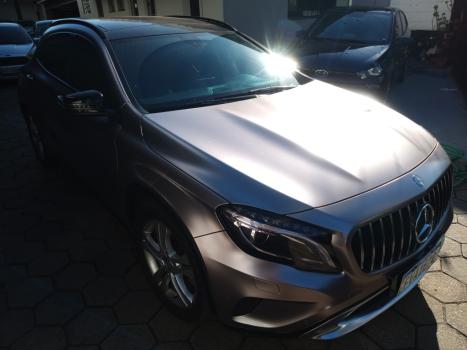 MERCEDES-BENZ GLA 200 1.6 16V 4P CGI VISION TURBO AUTOM�TICO, Foto 2