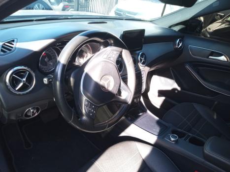 MERCEDES-BENZ GLA 200 1.6 16V 4P CGI VISION TURBO AUTOM�TICO, Foto 7