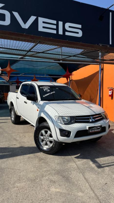 MITSUBISHI L 200 2.4 16V 4P HLS CABINE DUPLA FLEX , Foto 2