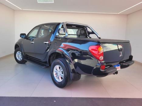 MITSUBISHI L 200 Triton 3.2 16V HPE 4X4 CABINE DUPLA TURBO DIESEL INTERCOOLER AUTOM�TICO, Foto 4