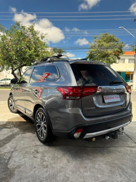 MITSUBISHI Outlander 2.0 16V 4P AUTOMTICO, Foto 5