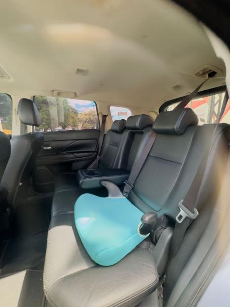 MITSUBISHI Outlander 2.0 16V 4P AUTOMTICO, Foto 7