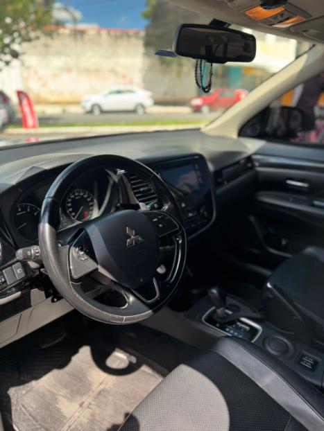 MITSUBISHI Outlander 2.0 16V 4P AUTOMTICO, Foto 12