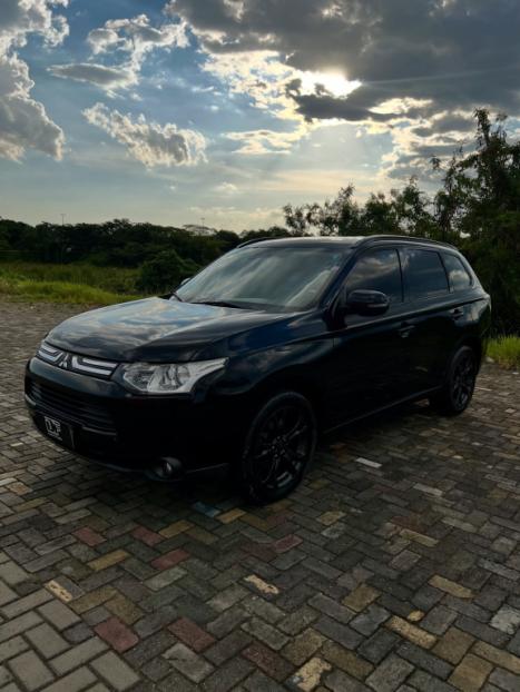 MITSUBISHI Outlander 2.0 16V 4P AUTOM�TICO, Foto 2