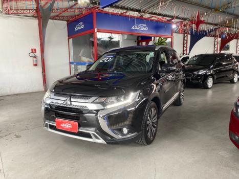 MITSUBISHI Outlander 3.0 V6 24V 4P HPE-S AWD AUTOM�TICO, Foto 2