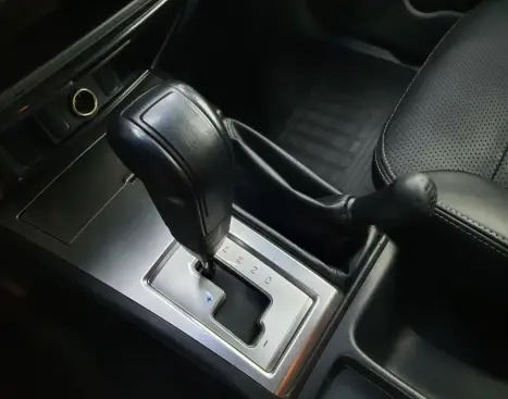 MITSUBISHI Pajero Dakar 3.2 16V 4P HPE 4X4  7 LUGARES TURBO INTECOOLER DIESEL AUTOMTICO, Foto 5