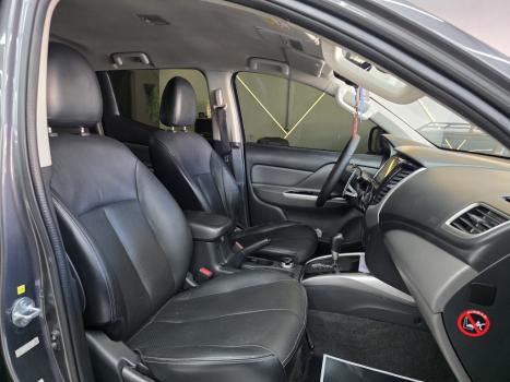 MITSUBISHI Triton 2.4 HPE-S BITURBO DIESEL CABINE DUPLA 4X4 AUTOM�TICO, Foto 10