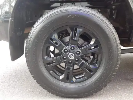 NISSAN Frontier 2.3 ATTACK CABINE DUPLA 4X4 BI-TURBO DIESEL AUTOMTICO, Foto 12