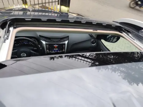 NISSAN Frontier 2.3 16V PLATINUM CABINE DUPLA 4X4 BI-TURBO DIESEL AUTOM�TICO, Foto 6