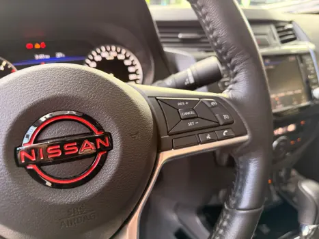 NISSAN Frontier 2.3 16V PRO4X CABINE DUPLA 4X4 BI-TURBO DIESEL AUTOM�TICO, Foto 6