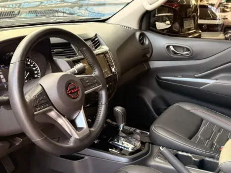 NISSAN Frontier 2.3 16V PRO4X CABINE DUPLA 4X4 BI-TURBO DIESEL AUTOM�TICO, Foto 7