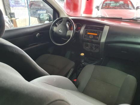 NISSAN Grand Livina 1.8 16V 4P FLEX S, Foto 19