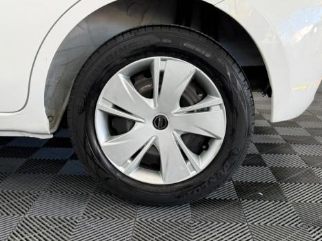 NISSAN March 1.0 12V 4P S FLEX, Foto 8