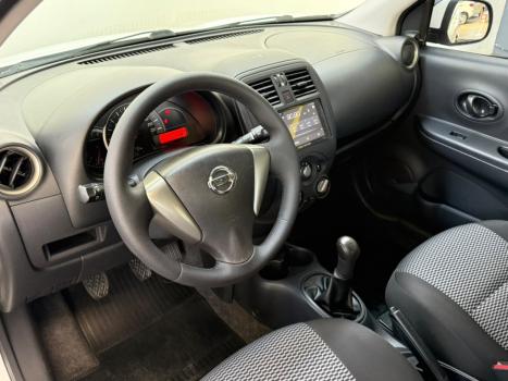 NISSAN March 1.0 12V 4P S FLEX, Foto 10