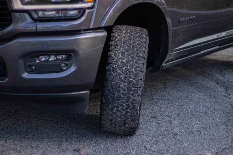 RAM 2500 6.7 I6 24V SLT CABINE DUPLA TURBO DIESEL LARAMIE 4X4 AUTOM�TICO, Foto 5