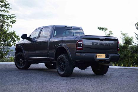 RAM 2500 6.7 I6 24V SLT CABINE DUPLA TURBO DIESEL LARAMIE 4X4 AUTOM�TICO, Foto 9