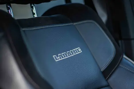 RAM 2500 6.7 I6 24V SLT CABINE DUPLA TURBO DIESEL LARAMIE 4X4 AUTOM�TICO, Foto 23