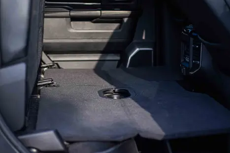 RAM 2500 6.7 I6 24V SLT CABINE DUPLA TURBO DIESEL LARAMIE 4X4 AUTOM�TICO, Foto 29