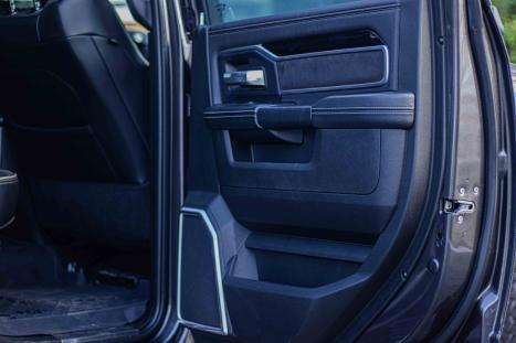 RAM 2500 6.7 I6 24V SLT CABINE DUPLA TURBO DIESEL LARAMIE 4X4 AUTOM�TICO, Foto 34