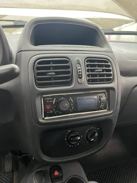 RENAULT Clio Hatch 1.0 16V AUTHENTIQUE, Foto 6