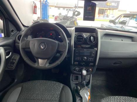 RENAULT Duster 1.6 16V 4P FLEX SCE AUTHENTIQUE X-TRONIC AUTOM�TICO, Foto 4