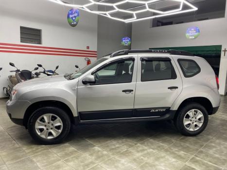 RENAULT Duster 1.6 16V 4P FLEX SCE AUTHENTIQUE X-TRONIC AUTOM�TICO, Foto 4