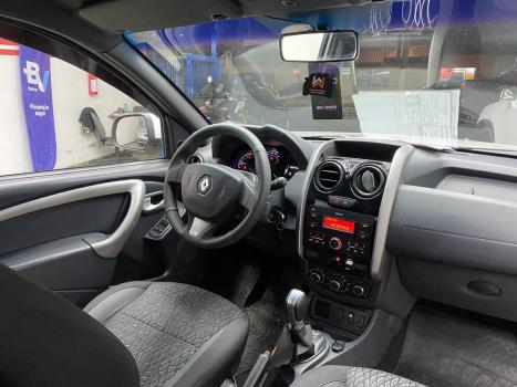 RENAULT Duster 1.6 16V 4P FLEX SCE AUTHENTIQUE X-TRONIC AUTOM�TICO, Foto 13
