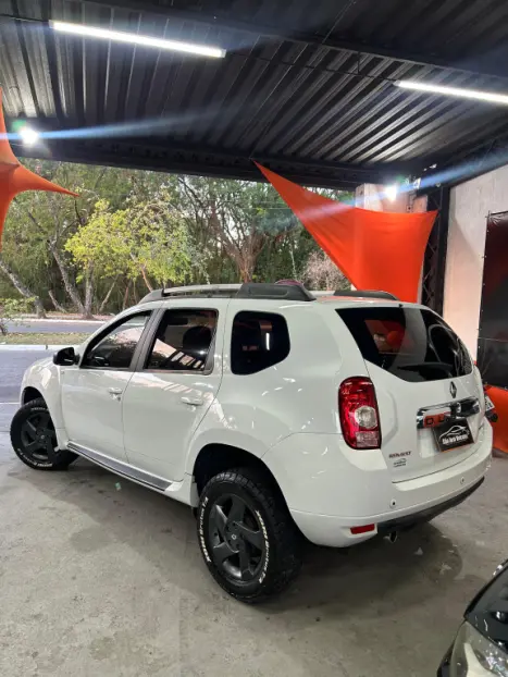 RENAULT Duster 2.0 16V 4P FLEX DYNAMIQUE, Foto 4 RENAULT Duster 2.0 16V 4P FLEX DYNAMIQUE, Foto 4