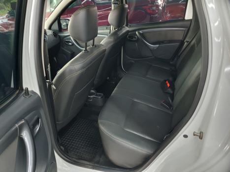 RENAULT Duster 2.0 16V 4P FLEX TECH ROAD AUTOM�TICO, Foto 6