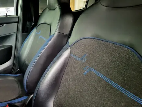 RENAULT Kwid 1.0 12V 4P SCE FLEX INTENSE, Foto 7