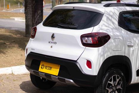 RENAULT Kwid 1.0 12V 4P SCE FLEX OUTSIDER, Foto 9