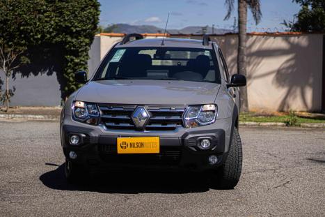 RENAULT Oroch 1.3 16V 4P OUTSIDER TURBO TCe AUTOM�TICO CVT, Foto 2