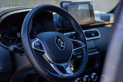 RENAULT Oroch 1.3 16V 4P OUTSIDER TURBO TCe AUTOM�TICO CVT, Foto 11