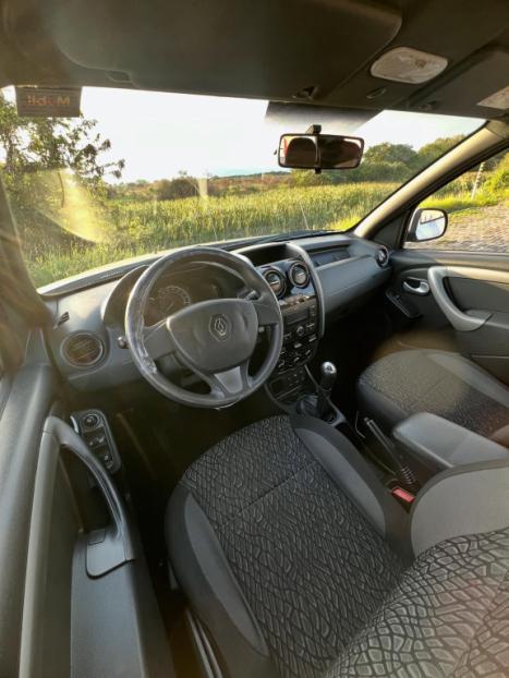 RENAULT Oroch 1.6 16V 4P FLEX EXPRESSION, Foto 9