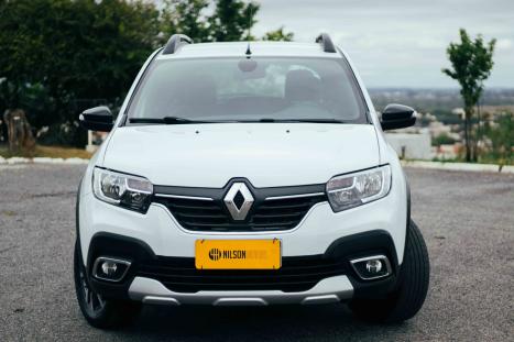 RENAULT Sandero 1.6 16V 4P FLEX STEPWAY AUTOMTICO, Foto 2