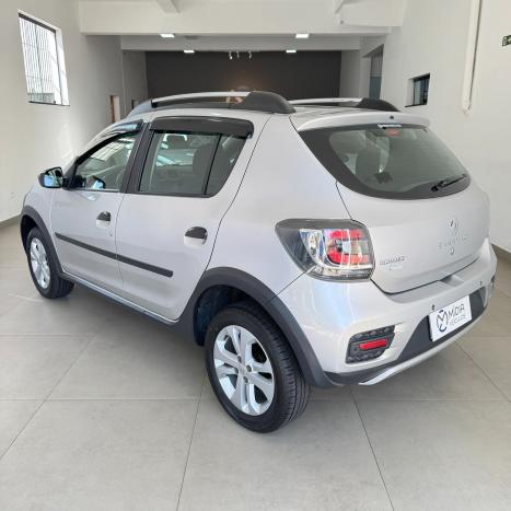 RENAULT Sandero 1.6 16V 4P FLEX SCE STEPWAY DINAMIQUE, Foto 8