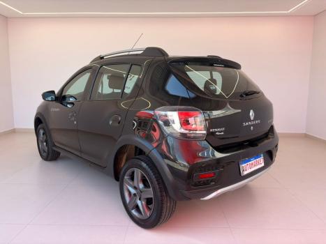 RENAULT Sandero 1.6 16V 4P FLEX STEPWAY, Foto 4