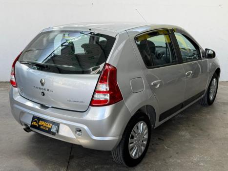 RENAULT Sandero 1.6 4P FLEX PRIVIL�GE AUTOM�TICO, Foto 12