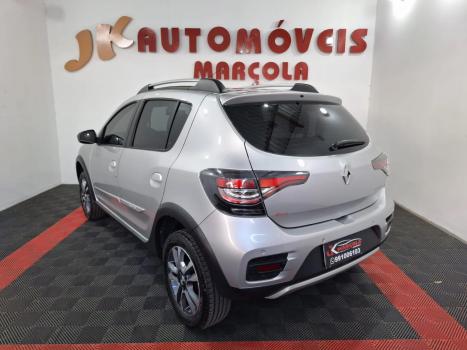 RENAULT Stepway 1.6 16V 4P FLEX ICONIC X-TONIC AUTOM�TICO CVT, Foto 9