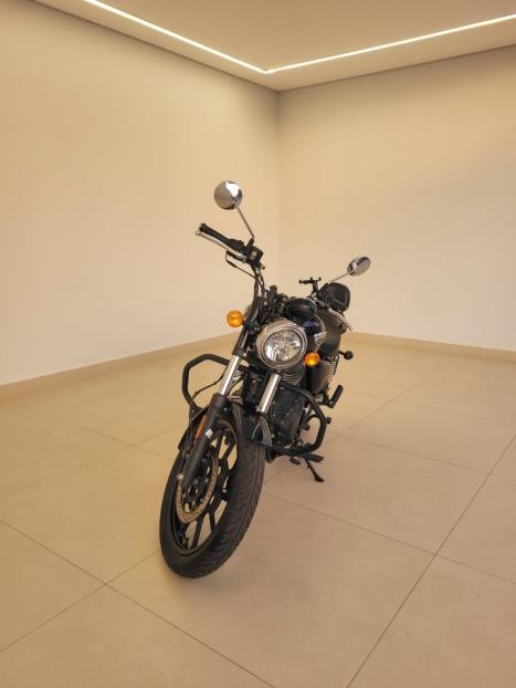 ROYAL ENFIELD Meteor 350 ABS, Foto 2