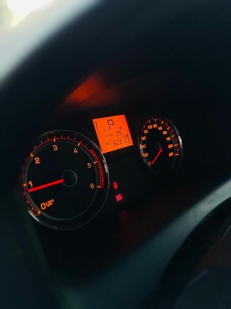 SSANGYONG Korando 2.0 16V 4P GL TURBO DIESEL AUTOMÁTICO, Foto 8 SSANGYONG Korando 2.0 16V 4P GL TURBO DIESEL AUTOMÁTICO, Foto 8