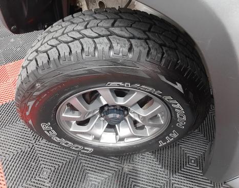 SUZUKI Jimny 1.5 16V SIERRA 4YOU 4X4 AUTOM�TICO, Foto 12