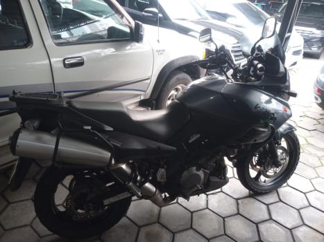 SUZUKI V-Strom DL 1000 A, Foto 3