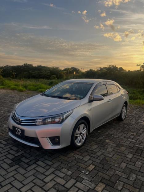 TOYOTA Corolla 1.8 16V 4P GLI, Foto 2