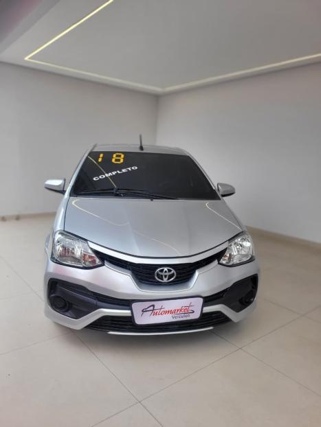 TOYOTA Etios Hatch 1.3 16V 4P FLEX X, Foto 2