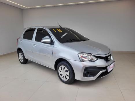 TOYOTA Etios Hatch 1.3 16V 4P FLEX X, Foto 3